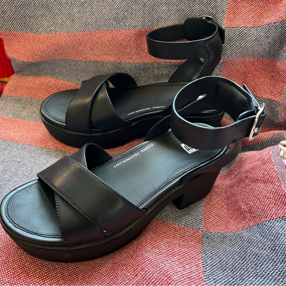 Fitflop Pilar Black Leather Platform Sandal 7/38